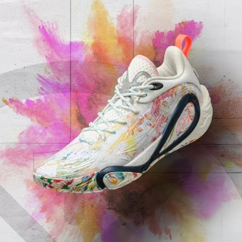 Luksusowe markowe buty do kosz – Luxury Lifestyle Training recenzja i cena
